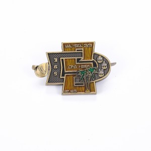 CUSTOM LAPEL PINS4