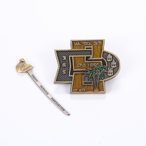 CUSTOM LAPEL PINS4